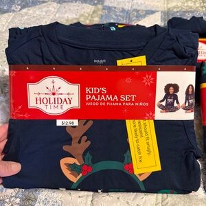 Holiday Time Christmas Kid’s Pajama Set Girls Size 6 10 12 NWT Forced Family
